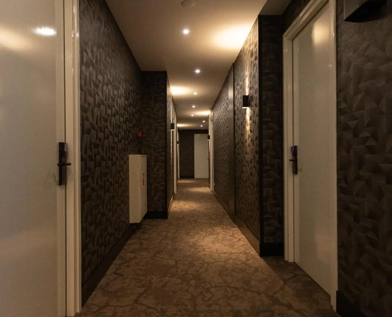 Hotel Twenty-Three Amsterdam Airport Hoofddorp 4*,  Netherlands